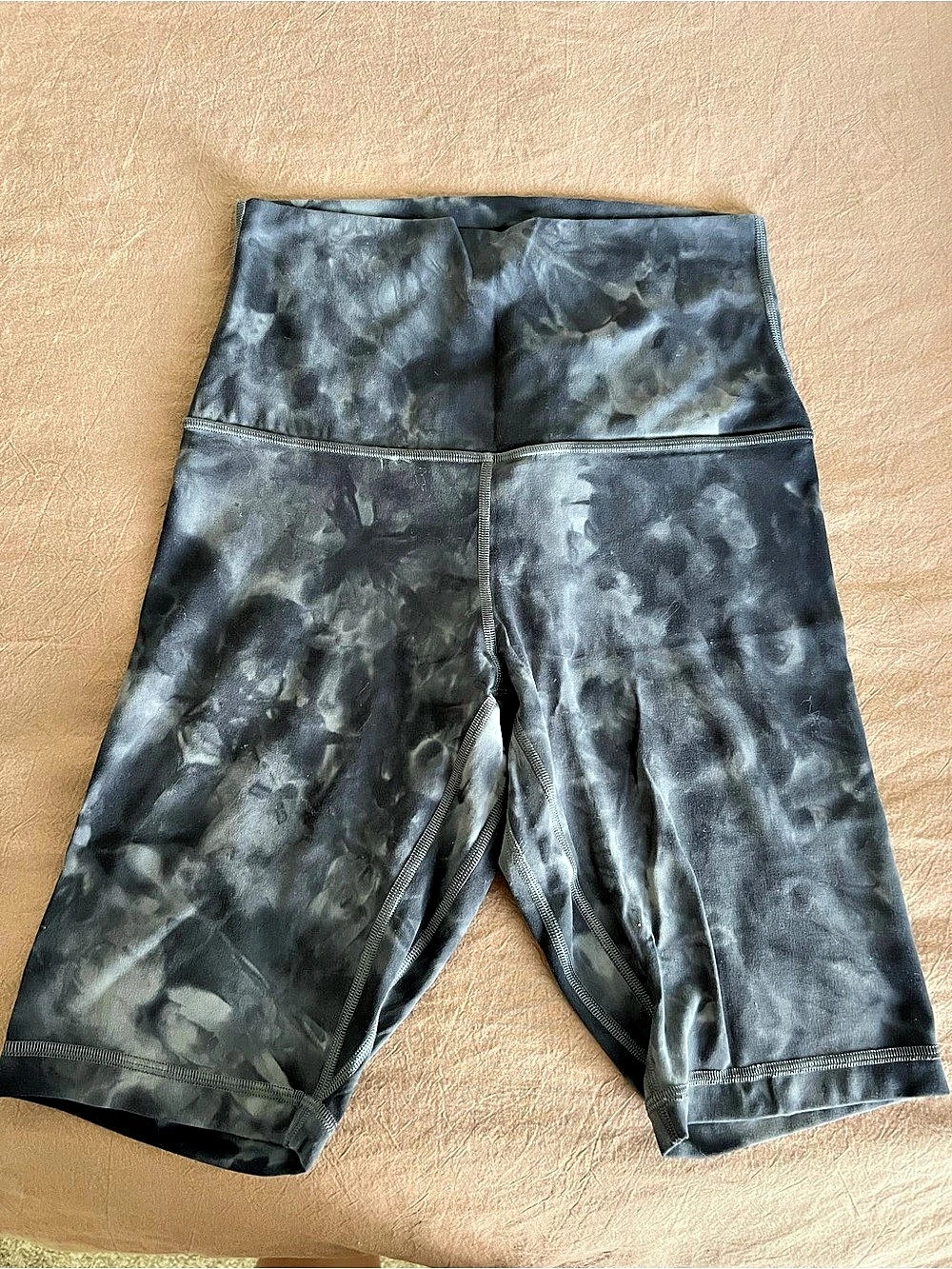Lululemon Align Short 8" *Diamond Dye Bike Shorts Black & Gray